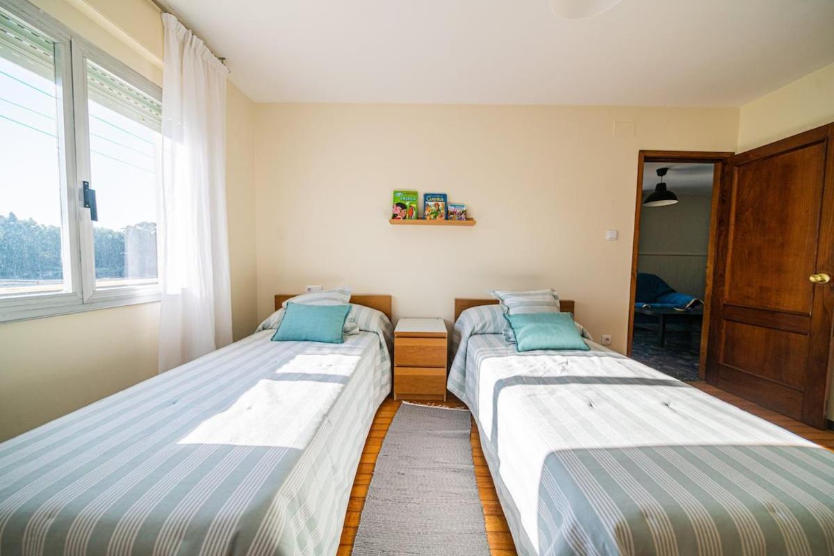 Apartamento Centrico Con Vistas Al Mar Villanueva De Arosa Bagian luar foto